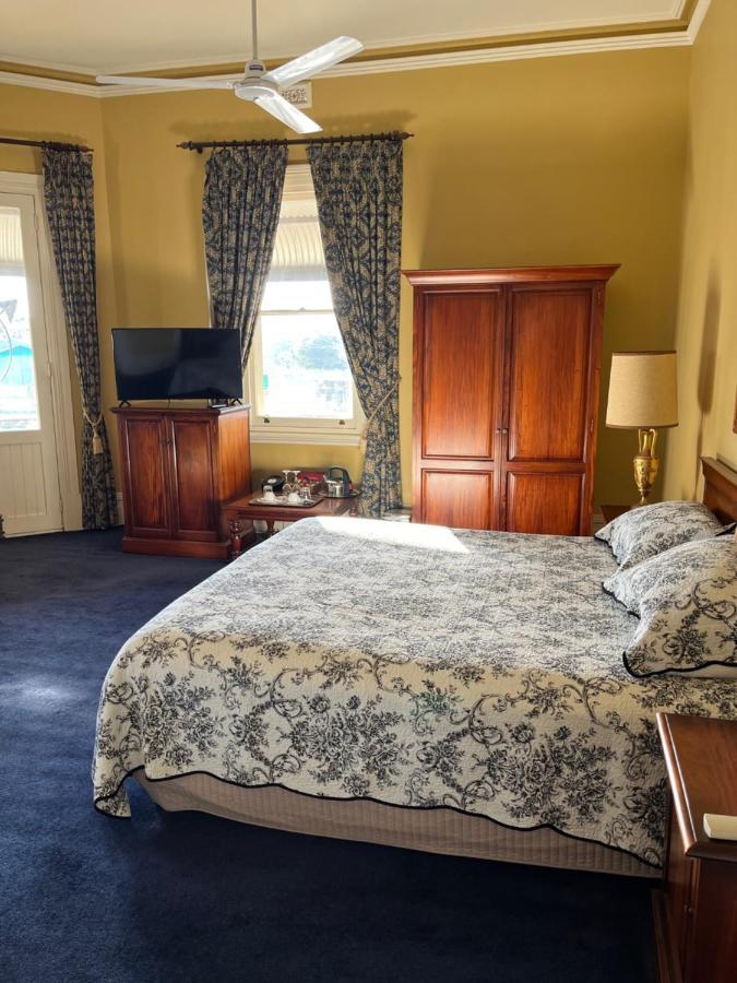 The York Palace Accommodation Dış mekan fotoğraf